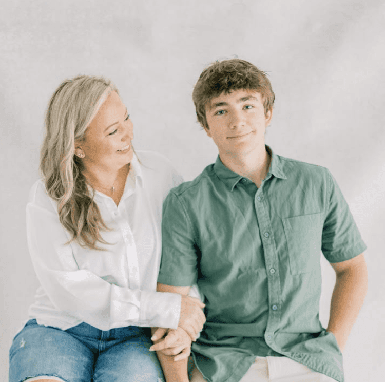 maman qui cherche à accompagner un lycéen neuroatypique (HPI, TSA, TDAH, DYS…) : guide pratique pour les parents 